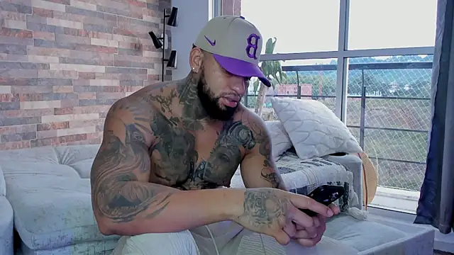 Snapshot of zaiin_diesel chatting on 01-13-25, 11:30 zaiin diesel online show from 01-13-25, 11:30