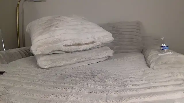 deliciousdearra69 online show from 09-23-25, 01:58