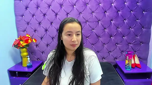 Snapshot of NaomyPrinces chatting on 04-29-26, 01:59 NaomyPrinces online show from 04-29-26, 01:59
