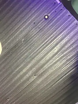 Larabrooks online show from 11-19-25, 06:52