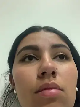 Larabrooks online show from 02-11-26, 05:40