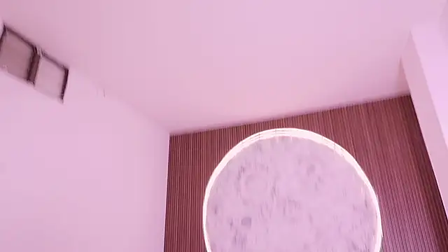 Melany Luv online show from 04-12-26, 08:25