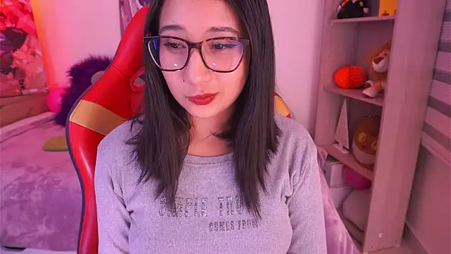 Sunny flower  online show from 12-17-25, 01:11