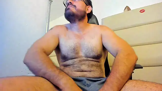 SbasTone Muscle online show from 11-24-25, 03:01