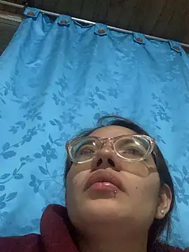 Snapshot of elettra_fioreee chatting on 12-10-24, 06:33 elettra fioreee online show from 12-10-24, 06:33