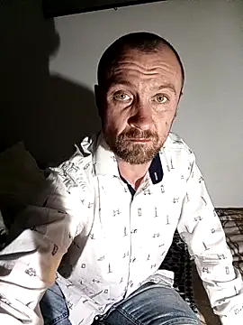 Snapshot of Diabel86 chatting on 09-11-25, 12:00 Diabel86 online show from 09-11-25, 12:00