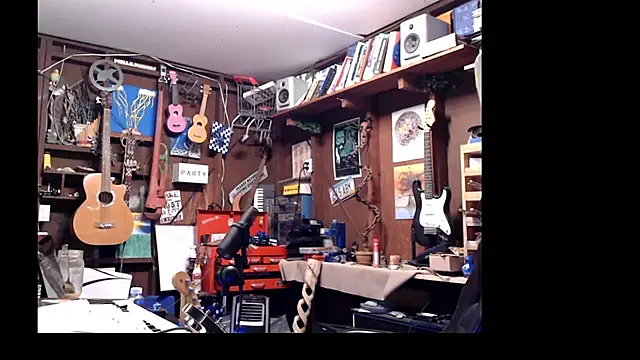 itsjameswebbscope online show from 03-06-25, 01:48