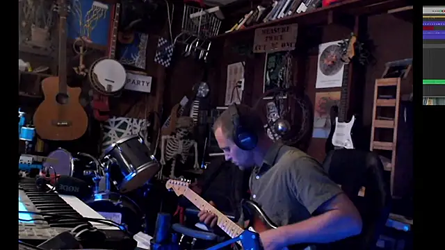 itsjameswebbscope online show from 09-17-25, 06:26