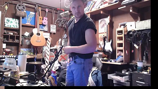 Snapshot of itsjameswebbscope chatting on 12-18-25, 12:06 itsjameswebbscope online show from 12-18-25, 12:06