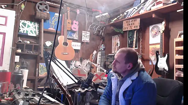 Snapshot of itsjameswebbscope chatting on 01-09-26, 05:04 itsjameswebbscope online show from 01-09-26, 05:04