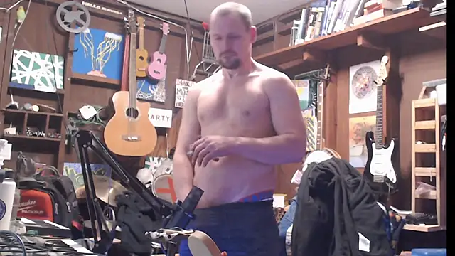 Snapshot of itsjameswebbscope chatting on 01-14-26, 12:33 itsjameswebbscope online show from 01-14-26, 12:33