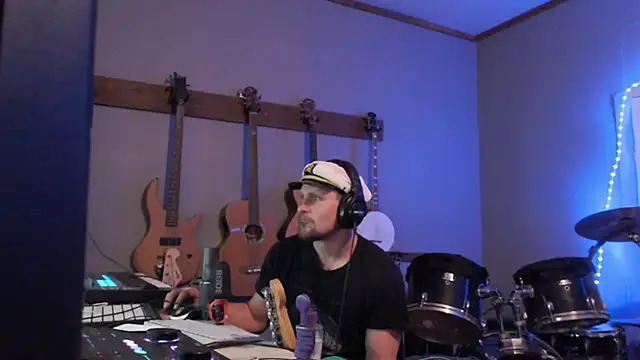 Snapshot of itsjameswebbscope chatting on 02-02-26, 08:02 itsjameswebbscope online show from 02-02-26, 08:02