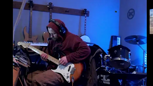 Snapshot of itsjameswebbscope chatting on 02-21-26, 04:13 itsjameswebbscope online show from 02-21-26, 04:13