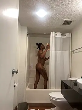 Snapshot of PrettyGal_Tingz chatting on 02-21-25, 10:15 PrettyGal Tingz online show from 02-21-25, 10:15