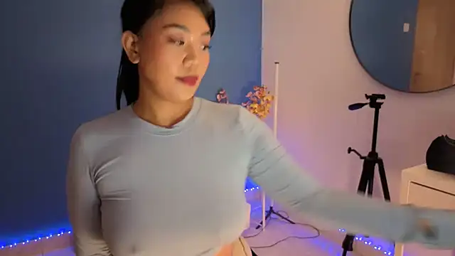 NaughtyMe online show from 10-15-25, 06:30