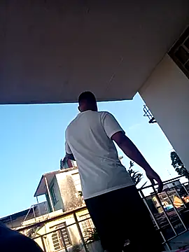 Snapshot of adriel_perez chatting on 02-17-26, 01:07 adriel perez online show from 02-17-26, 01:07