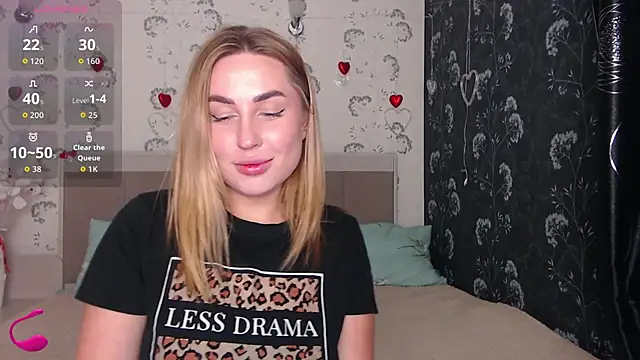 Snapshot of KisssAmmeli chatting on 02-18-26, 04:14 KisssAmmeli online show from 02-18-26, 04:14