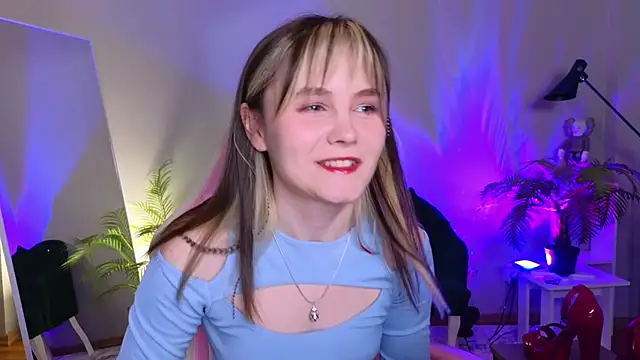 CiriRianonn online show from 10-15-25, 04:34