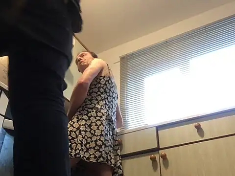 lolaisagoodtime online show from 02-15-25, 09:38