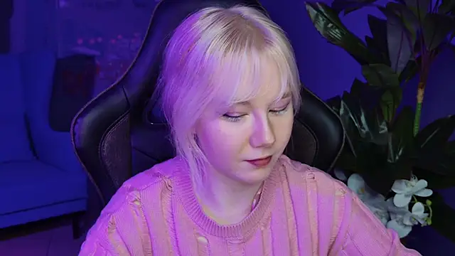 NancyMartinez online show from 01-19-25, 11:12