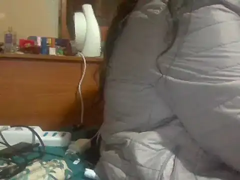 Snapshot of biuv chatting on 02-24-25, 04:58 biuv online show from 02-24-25, 04:58