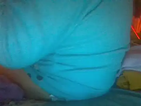 Snapshot of biuv chatting on 02-25-25, 05:47 biuv online show from 02-25-25, 05:47