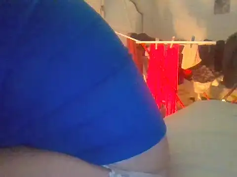 Snapshot of biuv chatting on 03-04-25, 10:02 biuv online show from 03-04-25, 10:02