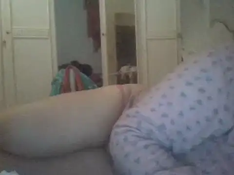 Snapshot of biuv chatting on 03-16-25, 07:37 biuv online show from 03-16-25, 07:37