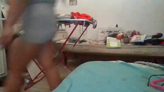 Snapshot of biuv chatting on 09-19-25, 10:38 biuv online show from 09-19-25, 10:38