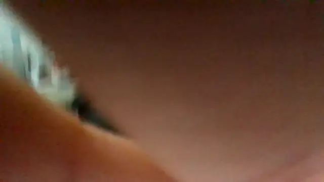 Snapshot of biuv chatting on 10-17-25, 08:28 biuv online show from 10-17-25, 08:28