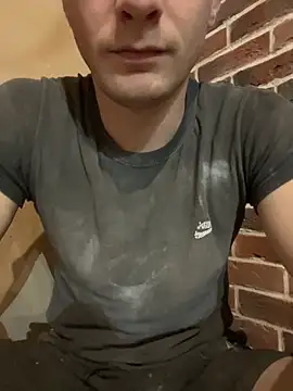 Snapshot of red_red00 chatting on 11-06-25, 02:40 red red00 online show from 11-06-25, 02:40