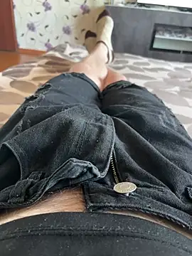 red red00 online show from 03-17-26, 07:12