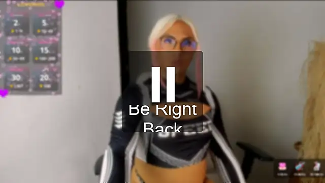 Snapshot of -Sofii_ chatting on 02-18-25, 10:36 -Sofii online show from 02-18-25, 10:36