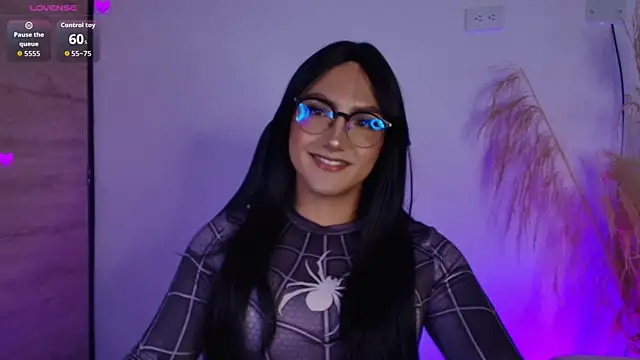 -Sofii  online show from 04-12-26, 07:41