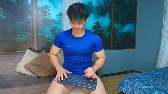 Snapshot of Mark_Evans1_ chatting on 02-14-25, 02:39 Mark Evans1 online show from 02-14-25, 02:39