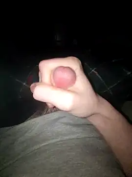 Snapshot of SoloExploder101 chatting on 02-15-26, 01:24 SoloExploder101 online show from 02-15-26, 01:24