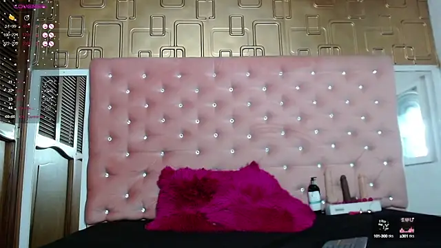 Snapshot of Molly_gomez_ chatting on 03-01-25, 07:37 Molly gomez online show from 03-01-25, 07:37