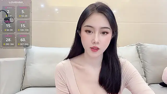 Snapshot of ruoling_19 chatting on 01-10-25, 11:54 ruoling 19 online show from 01-10-25, 11:54