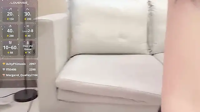 Snapshot of ruoling_19 chatting on 01-10-25, 02:55 ruoling 19 online show from 01-10-25, 02:55