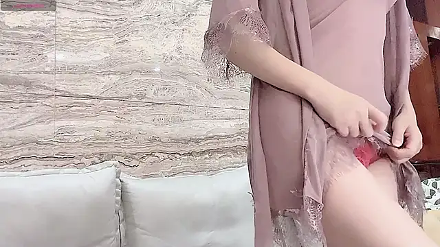 Snapshot of ruoling_19 chatting on 09-19-25, 01:34 ruoling 19 online show from 09-19-25, 01:34