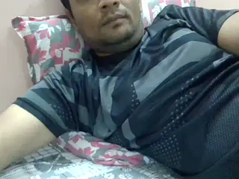 Snapshot of NiceBoy9099 chatting on 01-03-25, 01:03 NiceBoy9099 online show from 01-03-25, 01:03