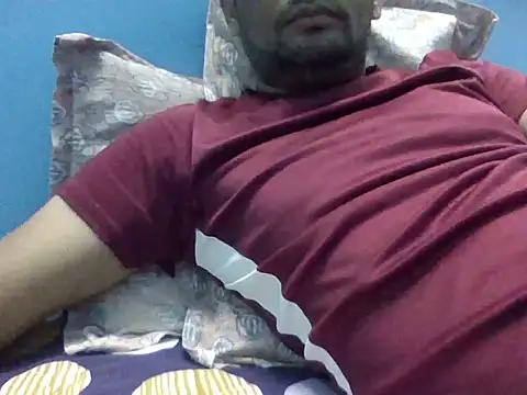 Snapshot of NiceBoy9099 chatting on 02-14-25, 12:03 NiceBoy9099 online show from 02-14-25, 12:03