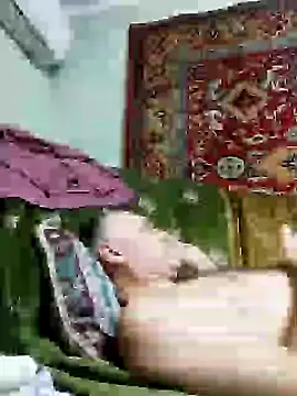 Pineapple04 online show from 01-29-25, 02:53