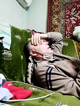 Pineapple04 online show from 02-18-25, 08:36