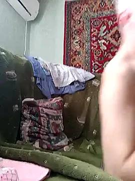 Pineapple04 online show from 09-09-25, 06:57