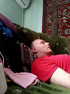 Pineapple04 online show from 05-18-26, 04:07