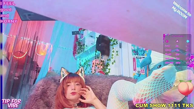 Snapshot of Toxic_Ellies chatting on 01-11-25, 02:36 Toxic Ellies online show from 01-11-25, 02:36