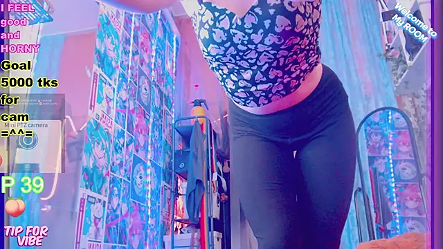 Snapshot of Toxic_Ellies chatting on 02-11-25, 12:58 Toxic Ellies online show from 02-11-25, 12:58