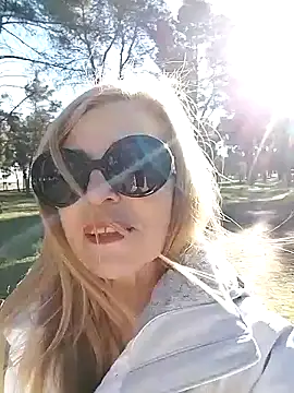 Snapshot of wiana chatting on 01-16-25, 03:02 wiana online show from 01-16-25, 03:02