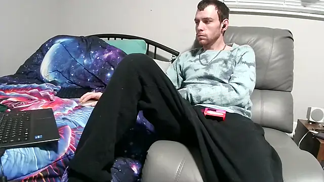 Snapshot of Boogieflex1 chatting on 11-11-25, 12:21 Boogieflex1 online show from 11-11-25, 12:21